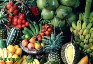 中国云南：2017年云南进口水果突破70万吨 ()