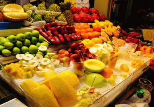 台湾水果价格暴跌 销路不畅 ()