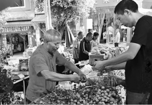 重庆丰都：龙眼抢鲜上市 ()