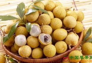 重庆云阳：桂圆上市价格低于去年 ()