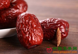 红枣丰产难丰收 ()