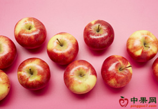 江苏南京：国内水果价格滑落 ()