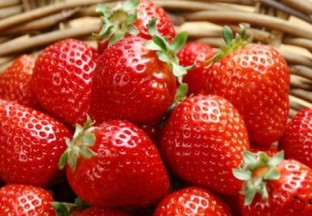 4种高价热销水果，吃过吗？ ()