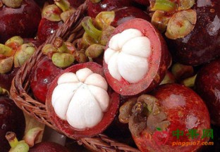 山西太原：水果价格略有下滑 ()