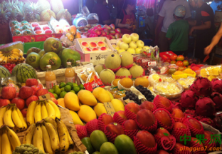 福建龙岩：鲜果价格全面上涨 ()