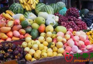 北京市场水果价格继续回调 ()