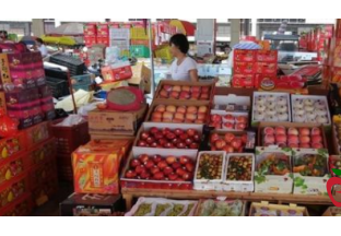 广西中秋市场水果供应充足 ()