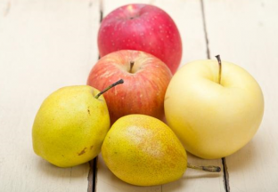 河南水果价格波动下行 ()