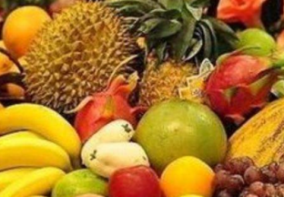 浙江杭州： 进口水果猛增 市民选择丰富 ()