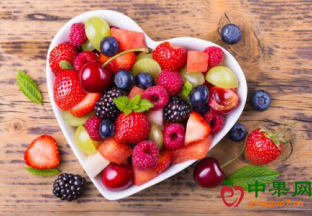 东营：水果价格回落 ()