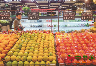 武汉：柑橘类品种丰富价差大 ()